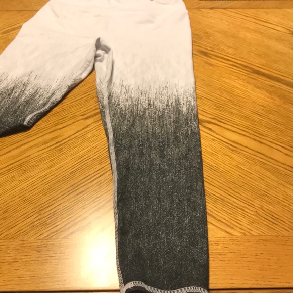 Evolution and Creation leggings - Picture 6 of 7